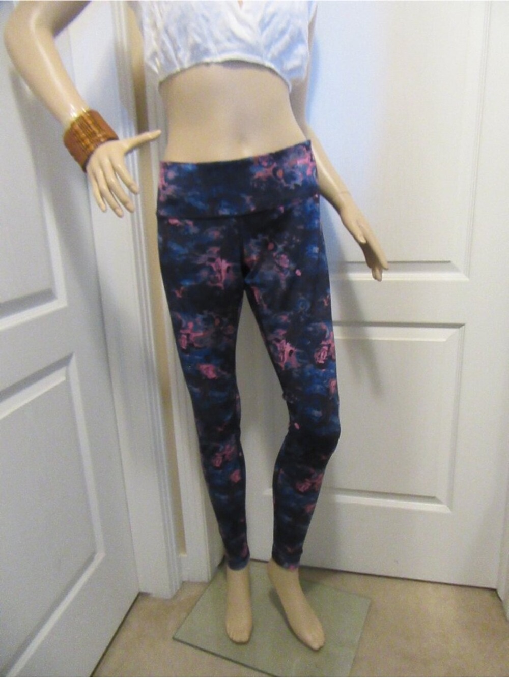 Lululemon Multi Color Pants Size 10